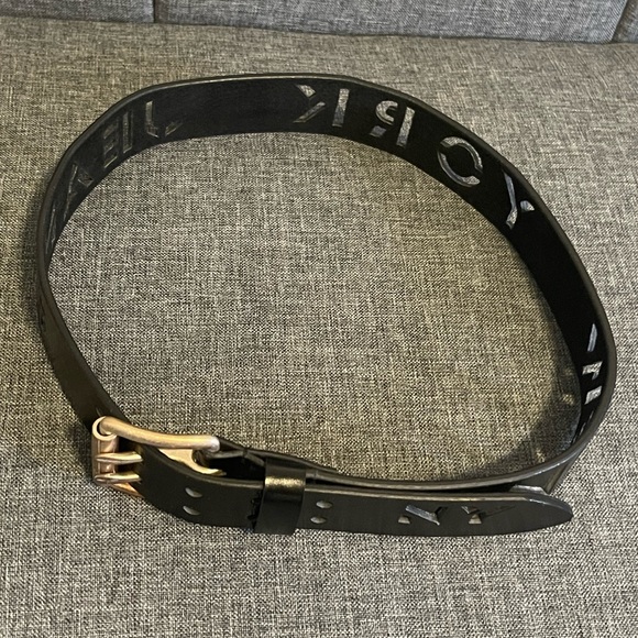 New York Jeans Genuine Leather Belt, Black Leather Belt Size Medium - Picture 3 of 7